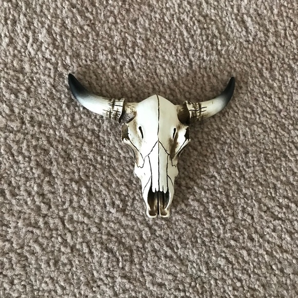 Cow head wall decor small